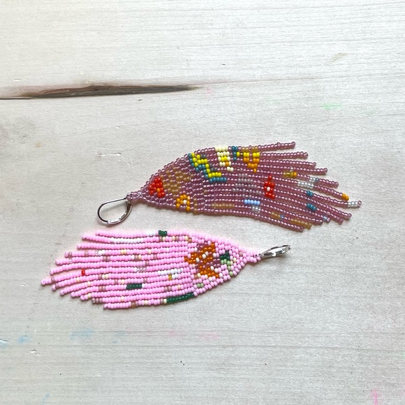 HANDMADE GLASS EARRINGS | Kosmogonian Handwoven Earrings in Guava Nova - Picture 2 of 5